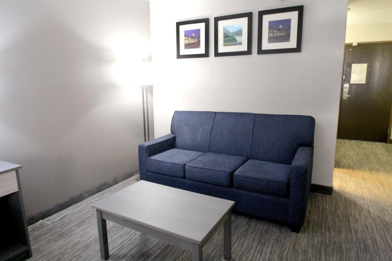 Baymont By Wyndham Lafayette - Purdue University Екстериор снимка