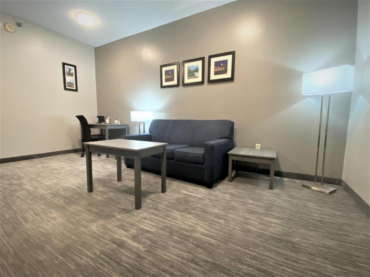 Baymont By Wyndham Lafayette - Purdue University Екстериор снимка